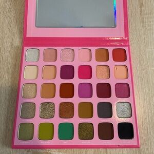 Morphe Jeffree Star eyeshadow palette